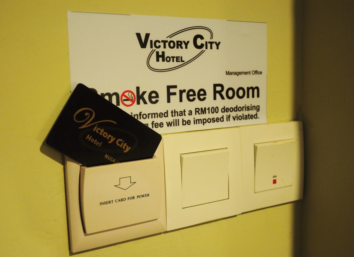 Hotel Zamburger Victory City Johor Bahru Exterior foto