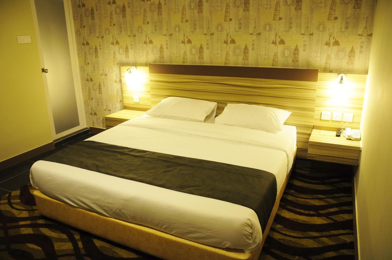 Hotel Zamburger Victory City Johor Bahru Zimmer foto