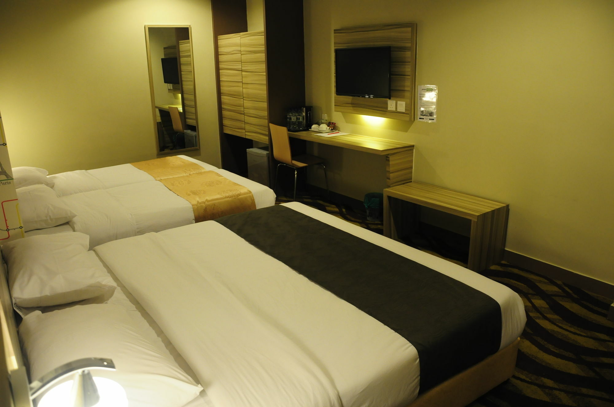 Hotel Zamburger Victory City Johor Bahru Exterior foto